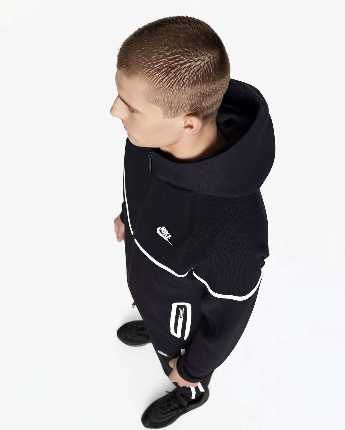 Nike Tech Fleece Black Reflective 6