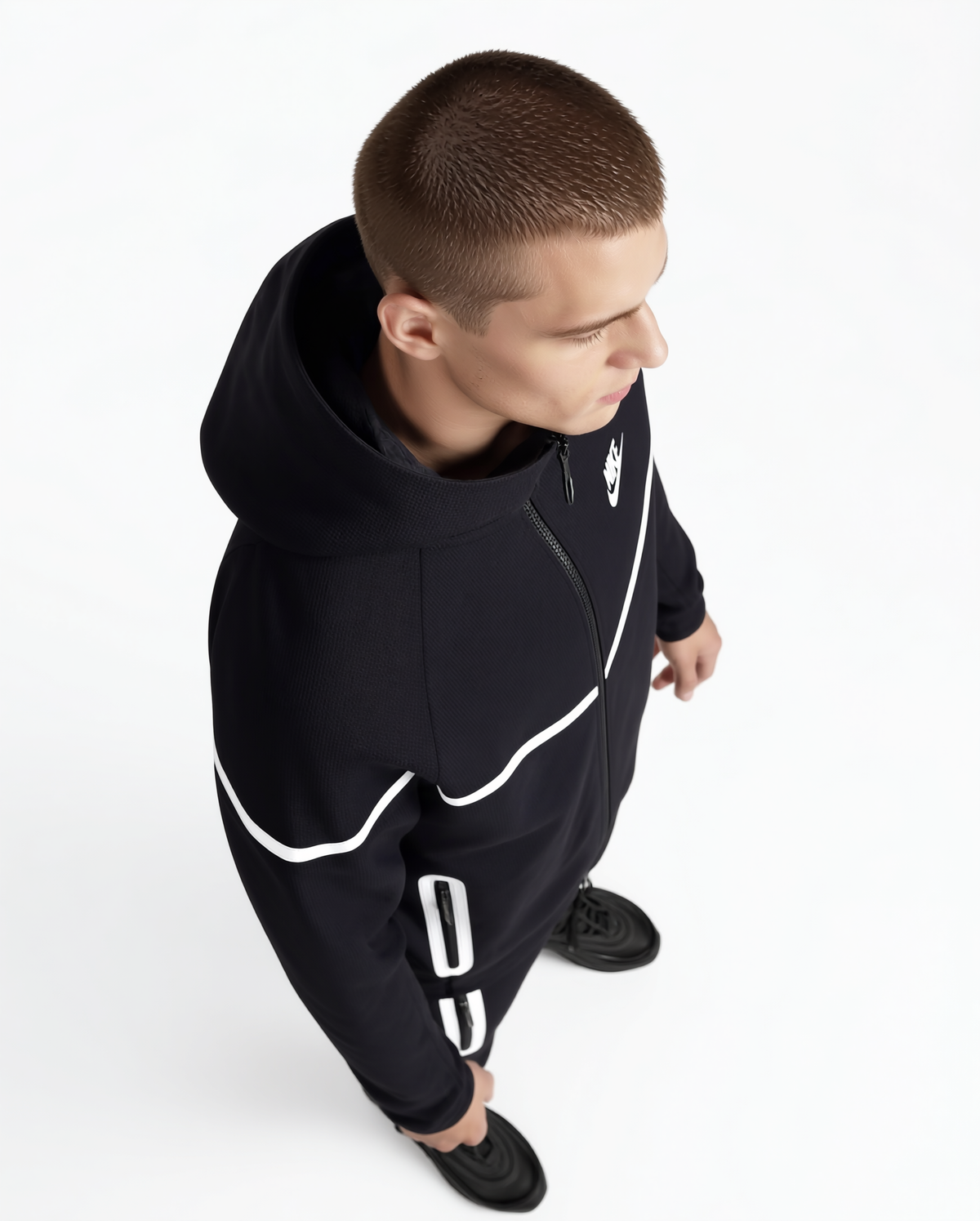 Nike Tech Fleece Black Reflective 5
