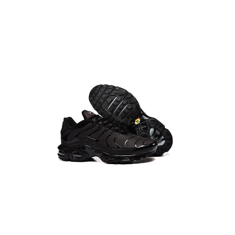 Nike Air Max Plus TN Thermoactive Red 4