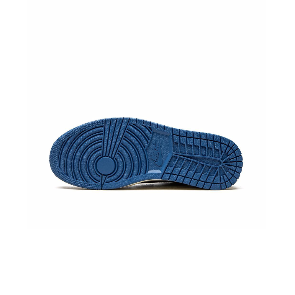 Travis Scott x Air Jordan 1 Low Fragment 4