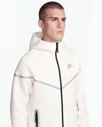 Nike Tech Fleece White Reflective Full Zip Windrunner Tracksuit - DripDrip Balkan