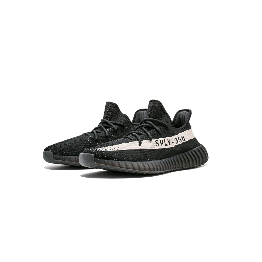 Yeezy Boost V2 Oreo