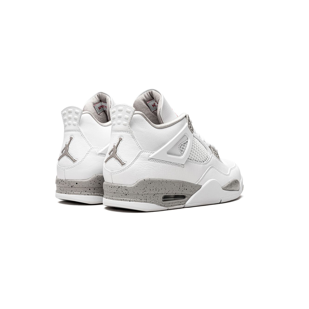 Air Jordan 4 Oreo 3