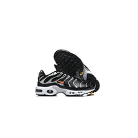 Nike Air Max Plus TN Black Dark Grey Hyper Crimson