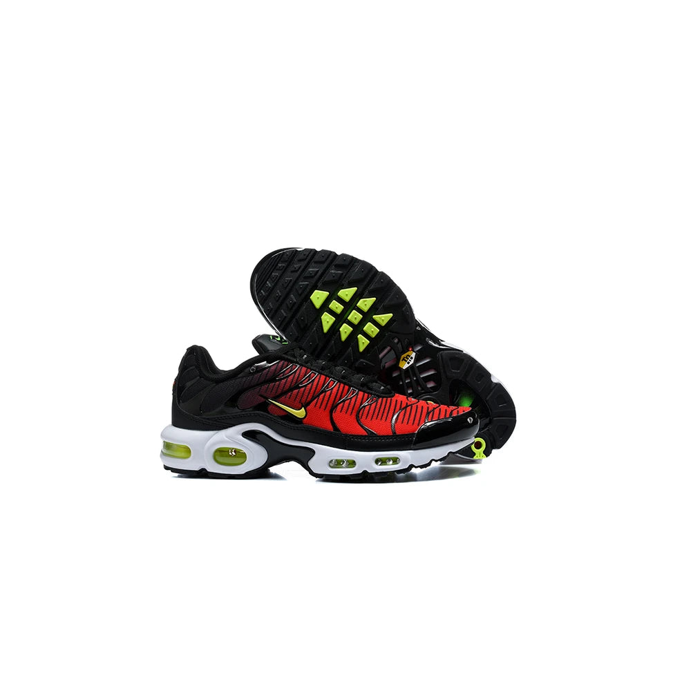 Nike Air Max Plus TN Black Light Crimson 3