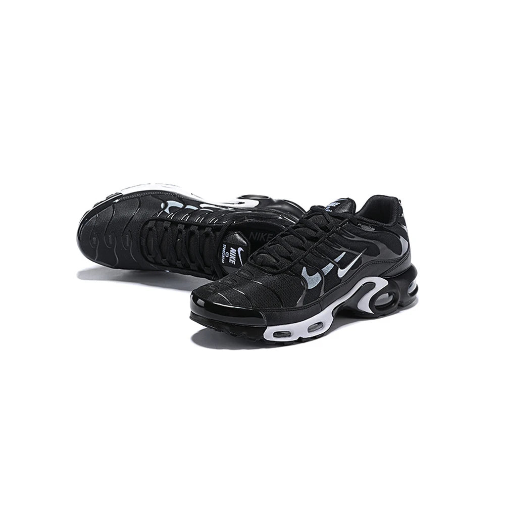 Nike Air Max Plus TN Overbranding Black 2
